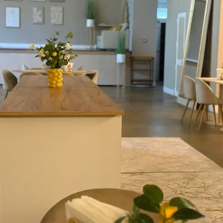 Quinta Lagus -
